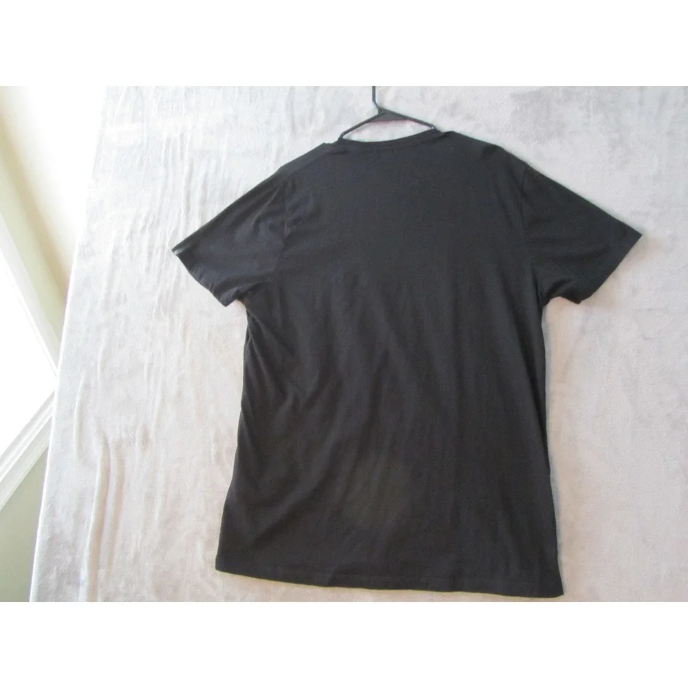 True Religion T-Shirt Mens XL Black Red Baseball Stitch Graphic Logo Tee
